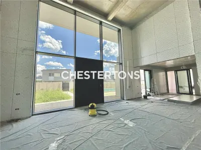 Casa de lux moderna cu 12 camere si piscina - Design minimalist inspirat din Miami | 1167 mp utili pe teren de 4000 mp - foto 5