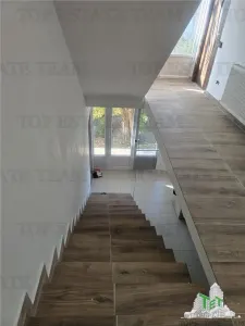 Vila regie proprie 5 camere+crama centru Domnesti - foto 7