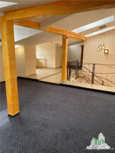 Vila deosebita de inchiriat | Cotroceni - Opera Nationala | Pozitie premium langa parc | 130 mp utili - foto 6