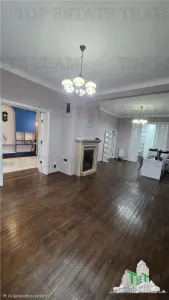 Vila interbelica reprezentativa | Stradal | Zona ultracentrala Berzei - Buzesti - Victoriei | 190 mp utili | Curte proprie - Bucuresti