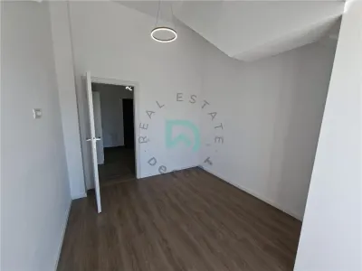 Apartament-penthouse 3 camere Tractorul, 70 mp - Brasov - foto 11