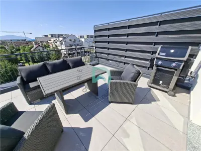 Apartament-penthouse 3 camere Tractorul, 70 mp - Brasov - foto 8