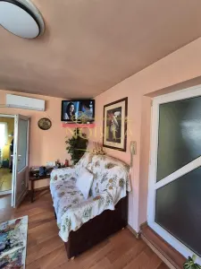 Casa de vanzare cu gradina si curte in Orasul din Inima Sarii Targu Ocna - foto 18
