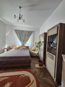 Casa de vanzare cu gradina si curte in Orasul din Inima Sarii Targu Ocna - foto 5