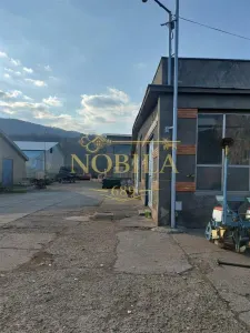 TEREN DE VANZARE cu Hale de Productie, Birouri , 40.000 mp  PTR BUSINESS IN EXCLUSIVITATE - foto 2