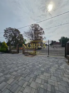 VILA DE VANZARE BACAU  P+E+M (de locuit si birou , clinica, notarriat, medic de familie etc) - foto 15
