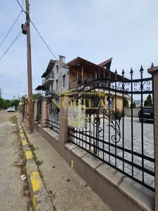 VILA DE VANZARE BACAU  P+E+M (de locuit si birou , clinica, notarriat, medic de familie etc) - foto 16