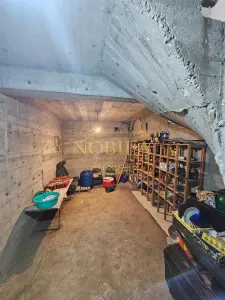 VILA DE VANZARE BACAU  P+E+M (de locuit si birou , clinica, notarriat, medic de familie etc) - foto 20