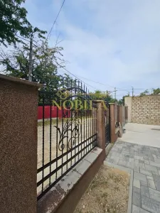 VILA DE VANZARE BACAU  P+E+M (de locuit si birou , clinica, notarriat, medic de familie etc) - foto 7