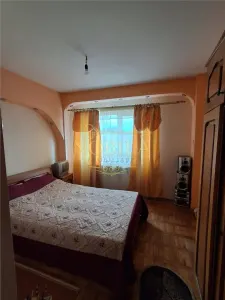 APARTAMENT DE VANZARE  CU 2 CAMERE BLOC 1989 OBTIUNE PRIN CREDIT IPOTECARF - foto 4