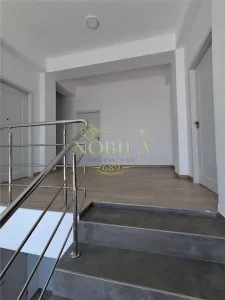 SPATIU COMERCIAL DE INCHIRIAT IN ONESTI , MEDICI DE FAMILIE, AVOCATI, CLINICA MEDICALA,AFTER SCOOL,LOC DE JOACA PENTRU COPII,ETC - foto 14