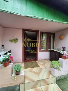 CASA SI TEREN DE VANZARE  IN TARGU OCNA - foto 10