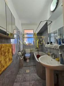 APARTAMENT  DE VANZARE CU 3 CAMERE IN QUARTAL, ONESTI - foto 11