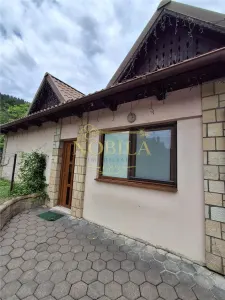 CASA P + M  1 GARSONIERA SI TEREN DE VANZARE IN TARGU OCNA - foto 10