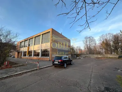 SPATIU COMERCIAL  716 MP CU TEREN 1283 MP DE VANZARE/ INCHIRIERE  50/100/200 MP  IN  ONESTI - foto 21