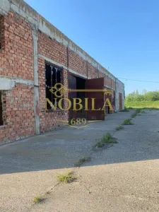 CLADIRE INDUSTRIALA 3500 mp  SI TEREN 10.000 MP DE VANZARE CASIN - foto 2
