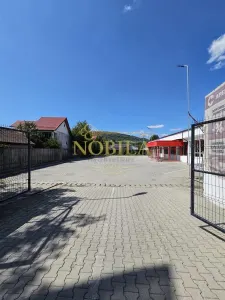 CLADIRE INDIVIDUALA ( SPATIU COMERCIAL) CU TEREN DE VANZARE IN ONESTI - Onesti