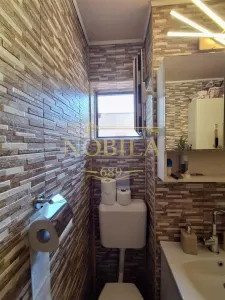 APARTAMENT CU 3 CAMERE DE VANZARE IN ONESTI - foto 12