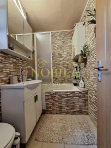 APARTAMENT CU 3 CAMERE DE VANZARE IN ONESTI - foto 13
