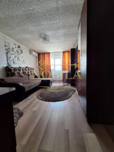 APARTAMENT CU 3 CAMERE DE VANZARE IN ONESTI - foto 3