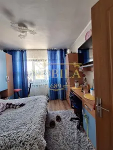 APARTAMENT CU 3 CAMERE DE VANZARE IN ONESTI - foto 5