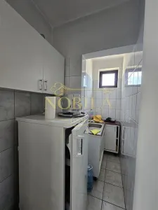 SPATIU DE INCHIRIAT IN ONESTI LANGA GARA, ZONA DE JOS - foto 9