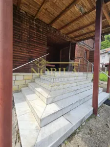 CASA DE VACANTA + TEREN PROPRIETATE IN STATIUNEA MONTANA SLANIC MOLDOVA - foto 19