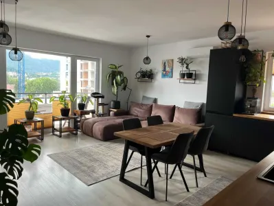 Proprietar | 2 camere+2 bai | 65mp utili + 17mp balcon | mobilat si utilat | parcare subterana | Alphaville Arena - Brasov