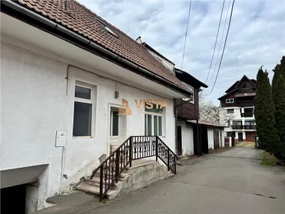 Doua case de vanzare, teren 800 mp, Zarnesti, Brasov - foto 17