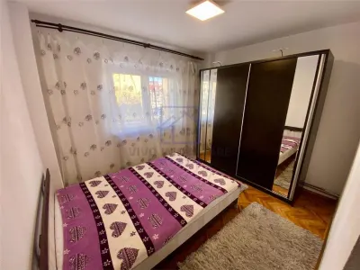 Apartament de vanzare in Sibiu - 2 camere, decomandat, cu balcon, Mihai Viteazu - foto 3