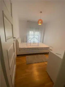Apartament de inchiriat in Sibiu - 3 camere, cu balcon si loc de parcare privat, Complex Cibinium - foto 4
