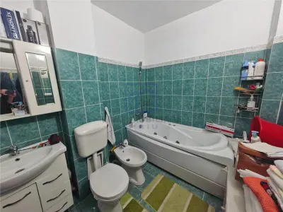 Apartament de vanzare in Sibiu - 3 camere, decomandat, loc de parcare subteran, Terezian - foto 9
