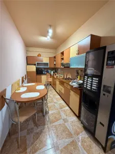 Exclusivitate, Hale si cladire de birouri, 6232 mp teren , Calea Feldioarei, Brasov - foto 2