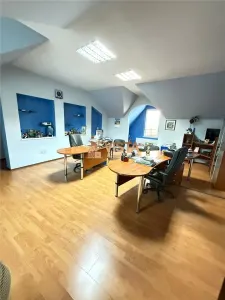Exclusivitate, Hale si cladire de birouri, 6232 mp teren , Calea Feldioarei, Brasov - foto 3