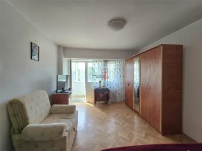 Garsonieră decomandată, et.2/10, bloc 1978 intersectia Avion Colentina - foto 2