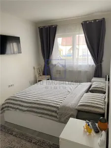 Apartament de vanzare in Sibiu - 3 camere, cu gradina si parcare privata, Selimbar - foto 3