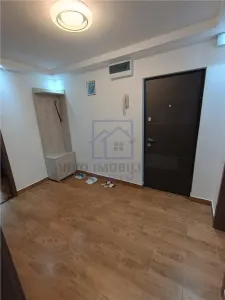 Apartament de vanzare in Sibiu - 3 camere, decomandat, 2 balcoane si pivnita, Valea Aurie - foto 11