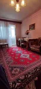 Apartament 3 camere, decomandat, etaj intermediar. Zona Stefan cel Mare, Sacele - Sacele