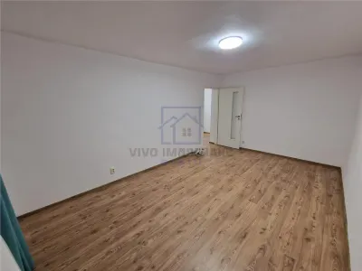 Apartament de vanzare in Sibiu - 3 camere, decomandat, cu pivnita, Str. Rusciorului - foto 7
