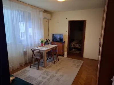 Apartament de vanzare in Sibiu - 2 camere, cu balcon, Hipodrom III - foto 2