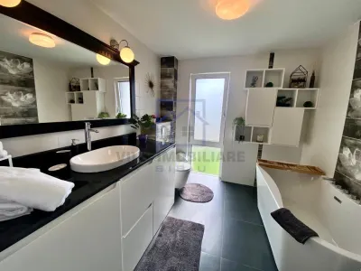 Penthouse de inchiriat in Sibiu - 4 camere, terasa de 40 mp, mobilat si utilat, Cartierul Arhitectilor - foto 9