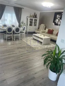 Penthouse de vanzare in Sibiu - 4 camere, terasa de 36 mp,  mobilat si utilat, Cartierul Arhitectilor - foto 3