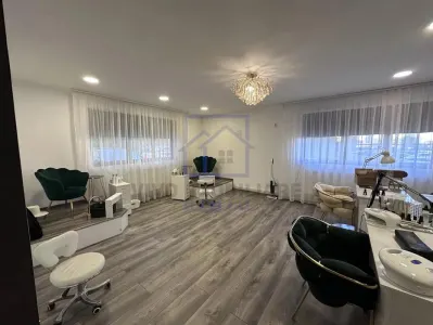 Apartament de vanzare in Sibiu - 3 camere, pretabil spatiu comercial, zona Rahovei - foto 3