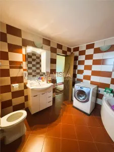 Casa Individuala caramida, 5 camere, fundatie inalta, planseu beton, Garaj, teren 650 mp - foto 9
