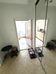 Apartamentt renovat,et.3/8 in bloc stradal Calea Mosilor Bd Carol - foto 12