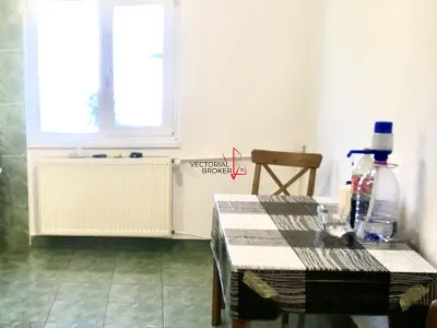 Apartament decomandat in bloc din 1993  zona Parcul Circului Vidin - foto 4