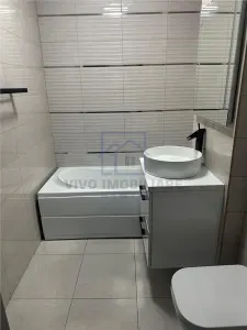 Apartament de inchiriat in Sibiu - 4 camere, 2 bai, 92 mp, Central - foto 11