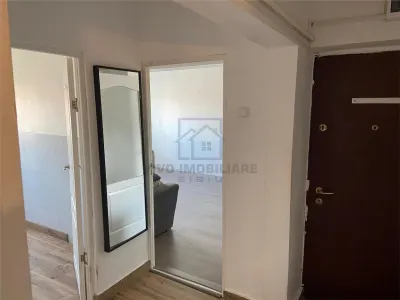 Apartament de vanzare in Sibiu - 2 camere, decomandat, zona Strand I - foto 5