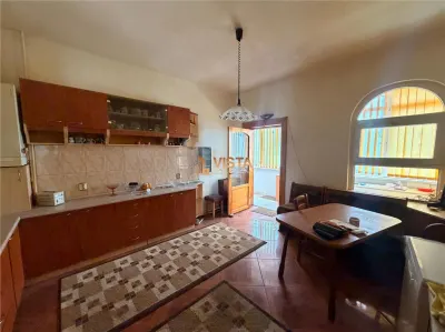 Doua case individuale, 680 mp teren. zona Aurel Vlaicu, Brasov - foto 11