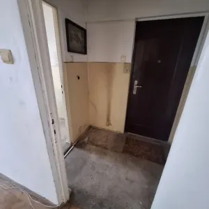 Vand apartament 2 camere - foto 4